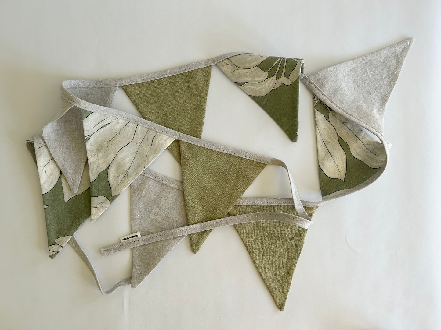 all natural bunting in meadow grass